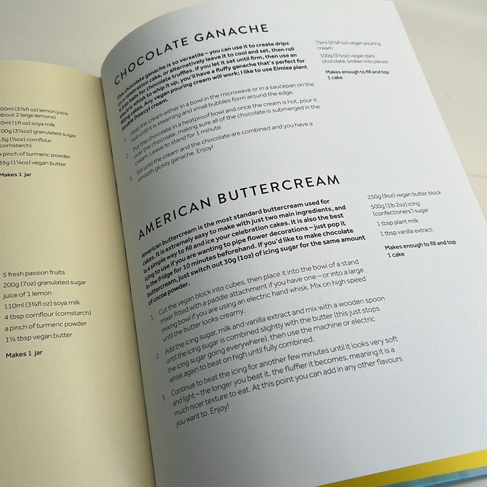 💕 Simply Vegan Baking Hardcover Recipe Book Freya Cox From British Baking - Picture 12 of 16